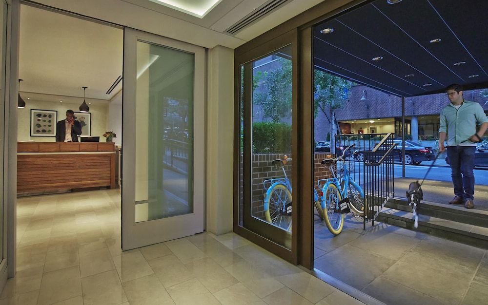 Gardens Suites Hotel by Affinia 2