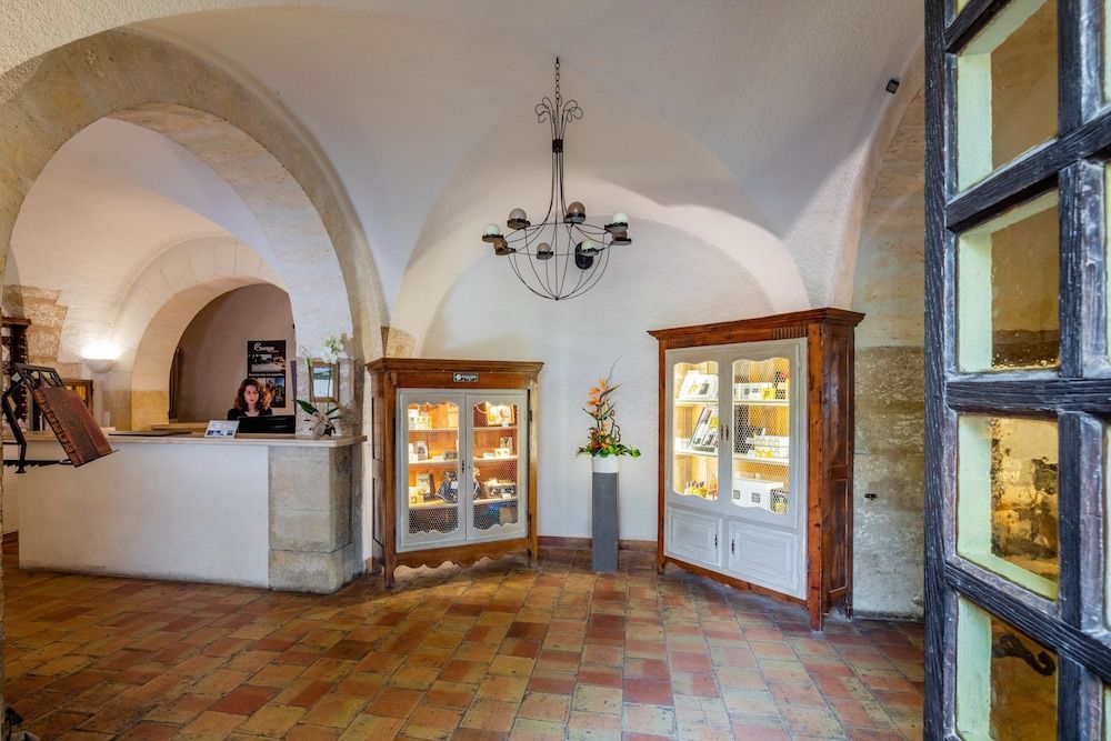 Garrigae Abbaye de Sainte Croix 3 Garrigae Abbaye de Sainte Croix 3