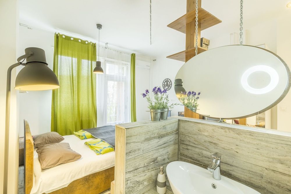 Ginger Apartment 1 Ginger Apartment 1