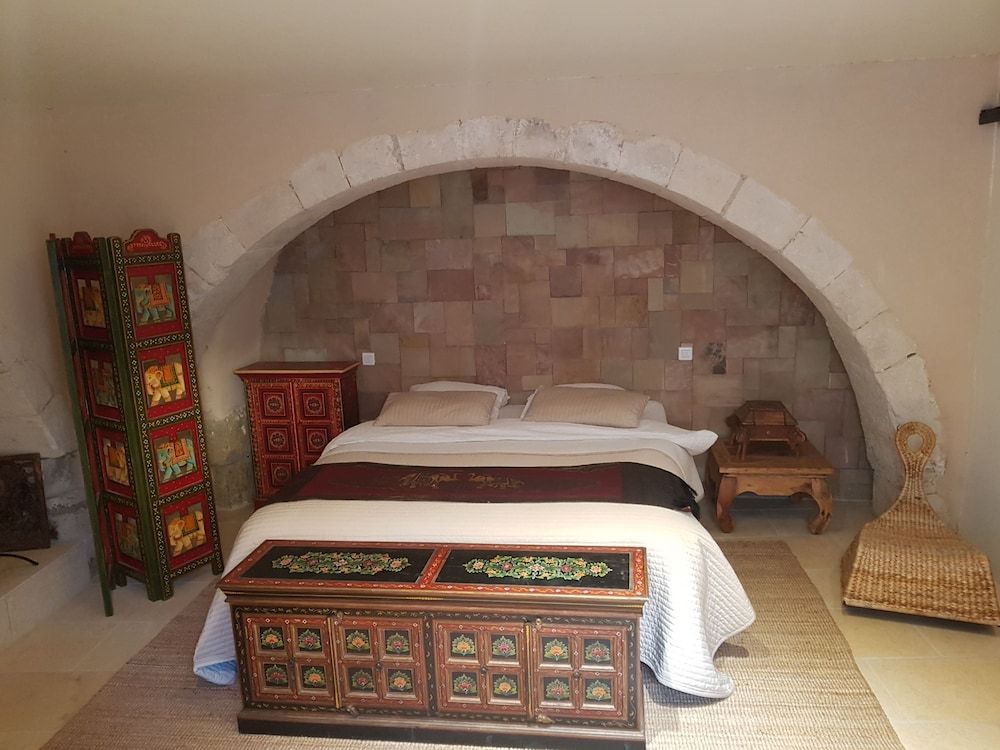 Gite A.M Hoche -1 estrelas em Lançon-Provence