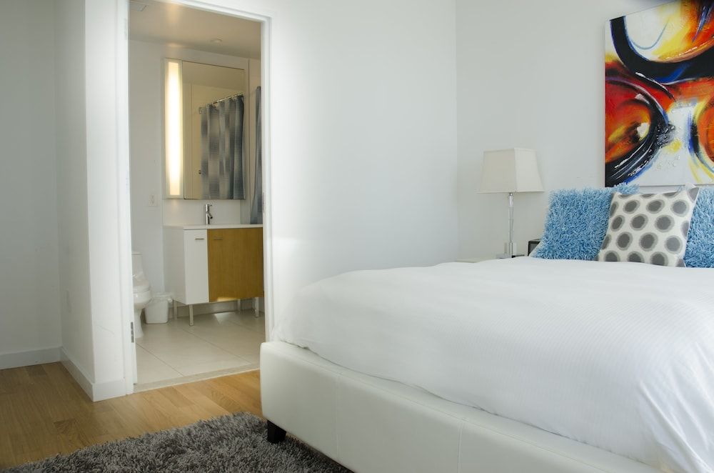 Global Luxury Suites at Monte Carlo 3 Global Luxury Suites at Monte Carlo 3