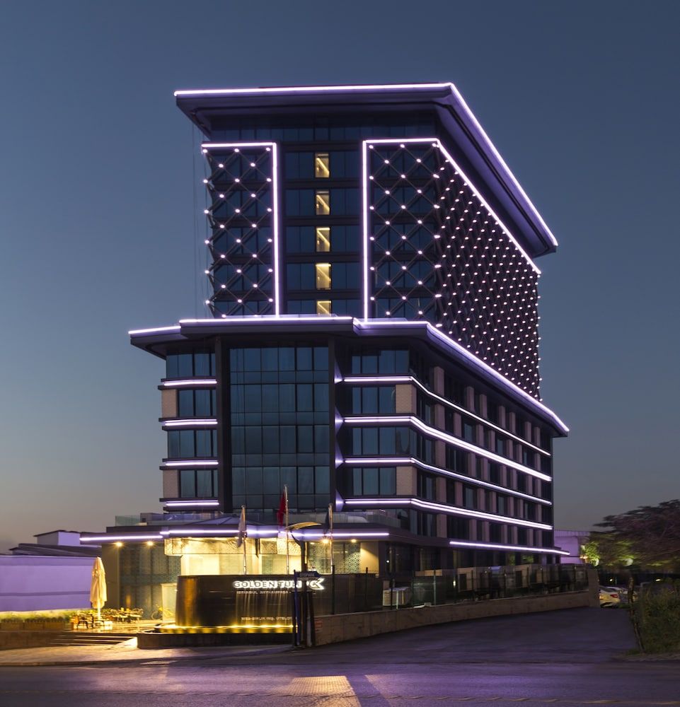 Golden Tulip Istanbul Bayrampasa (Halal Concept) 1