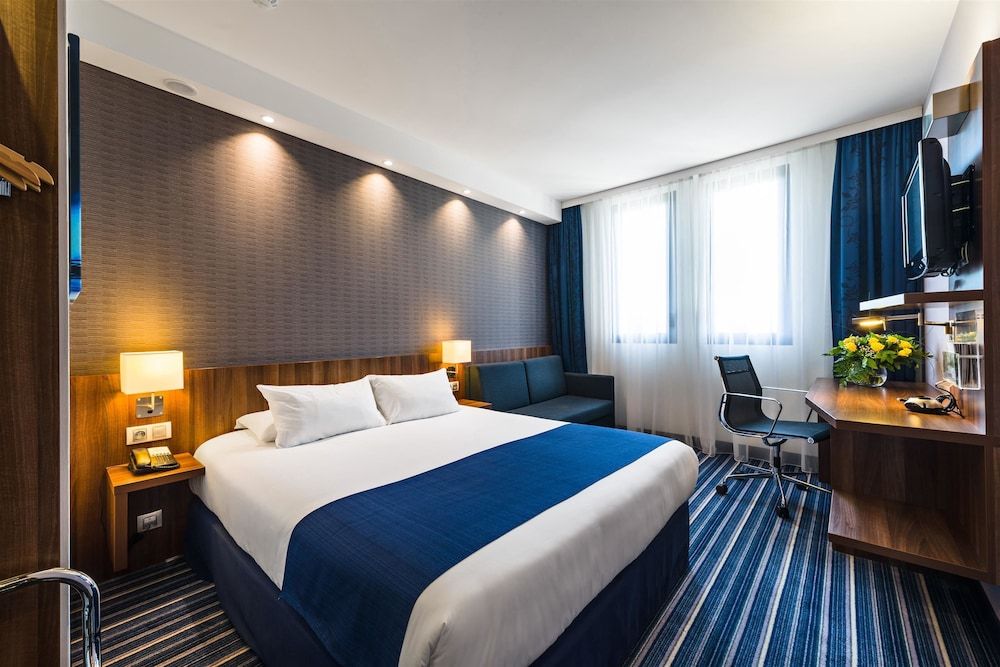 Golden Tulip Marseille Airport 2