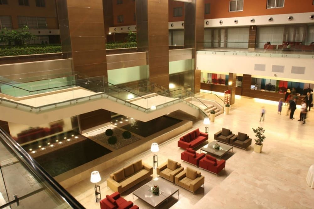 Golden Tulip Plaza Caserta 2