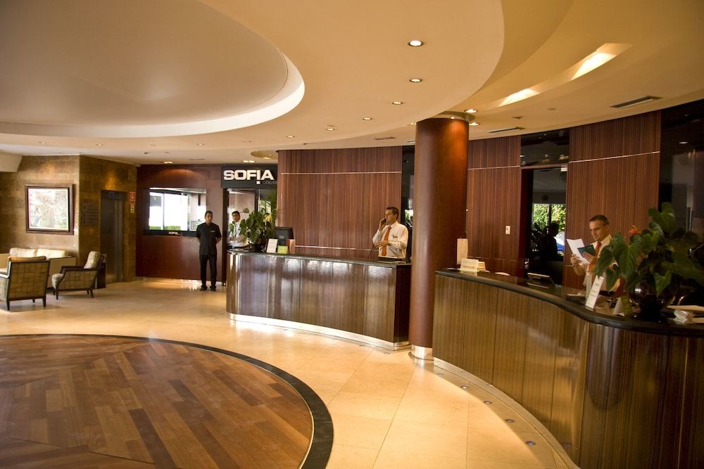 Gran Hotel Guadalpin Banus 2 Gran Hotel Guadalpin Banus 2