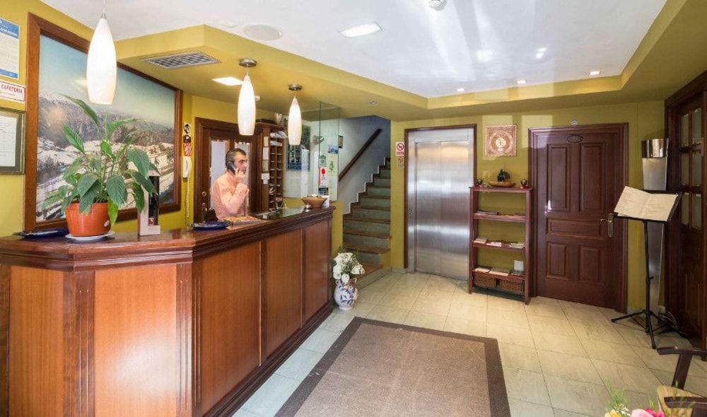 Gran Hotel Rural Cela 2 Gran Hotel Rural Cela 2