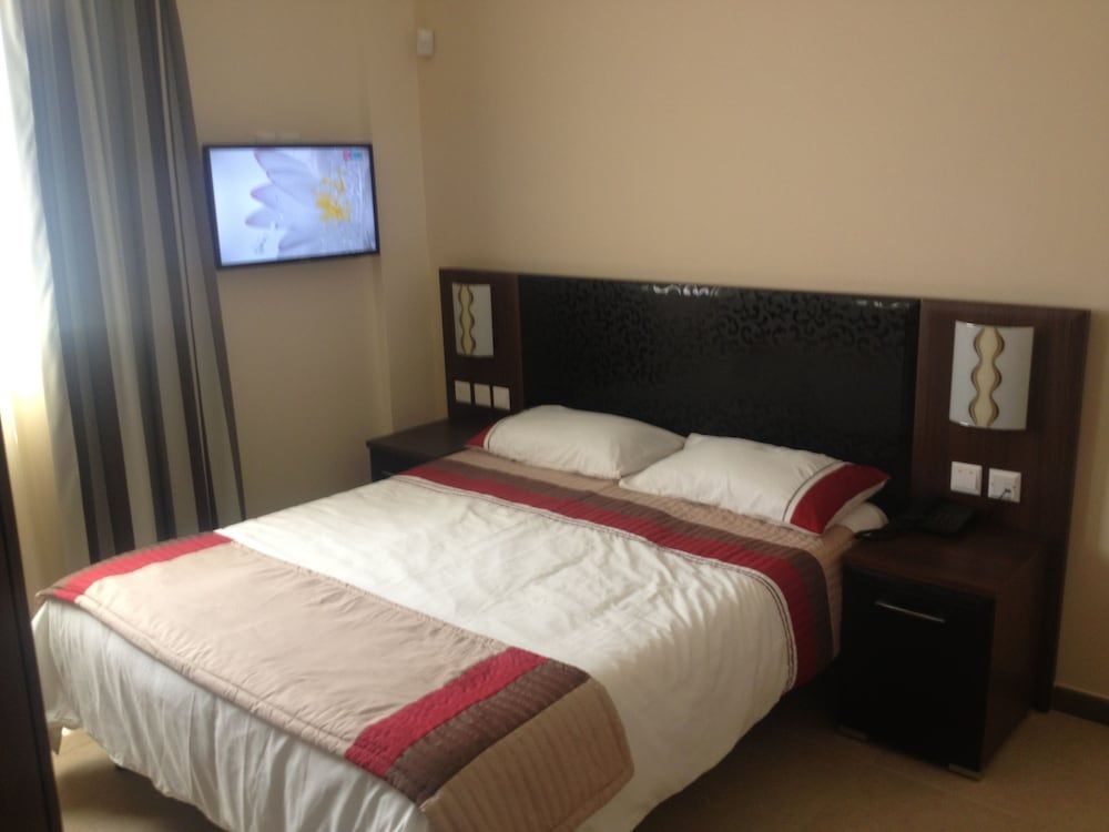 Grand Harbour Hotel 2