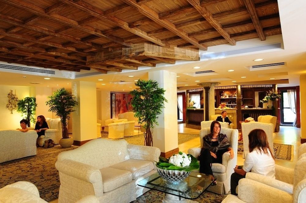 Grand Hotel Assisi 2 Grand Hotel Assisi 2
