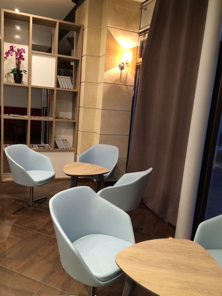 Grand Hotel Clichy Paris 3