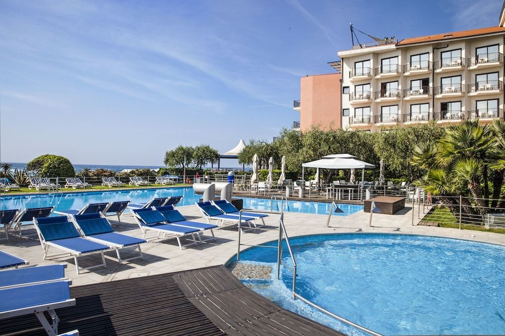 Grand Hotel Diana Majestic 4 estrelas em Savona