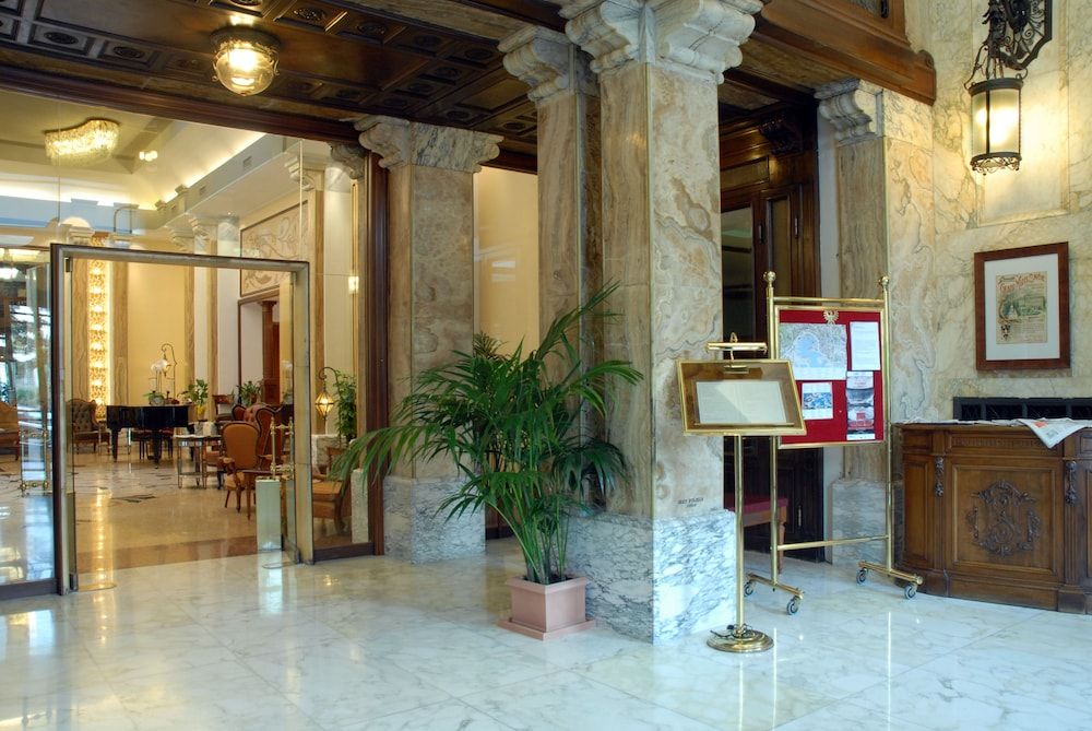Grand Hotel Savoia 2