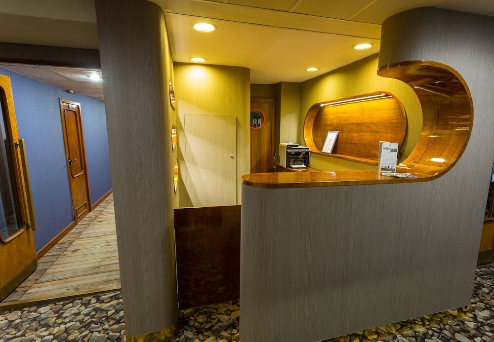 Grand Jules - Boat Hotel 3