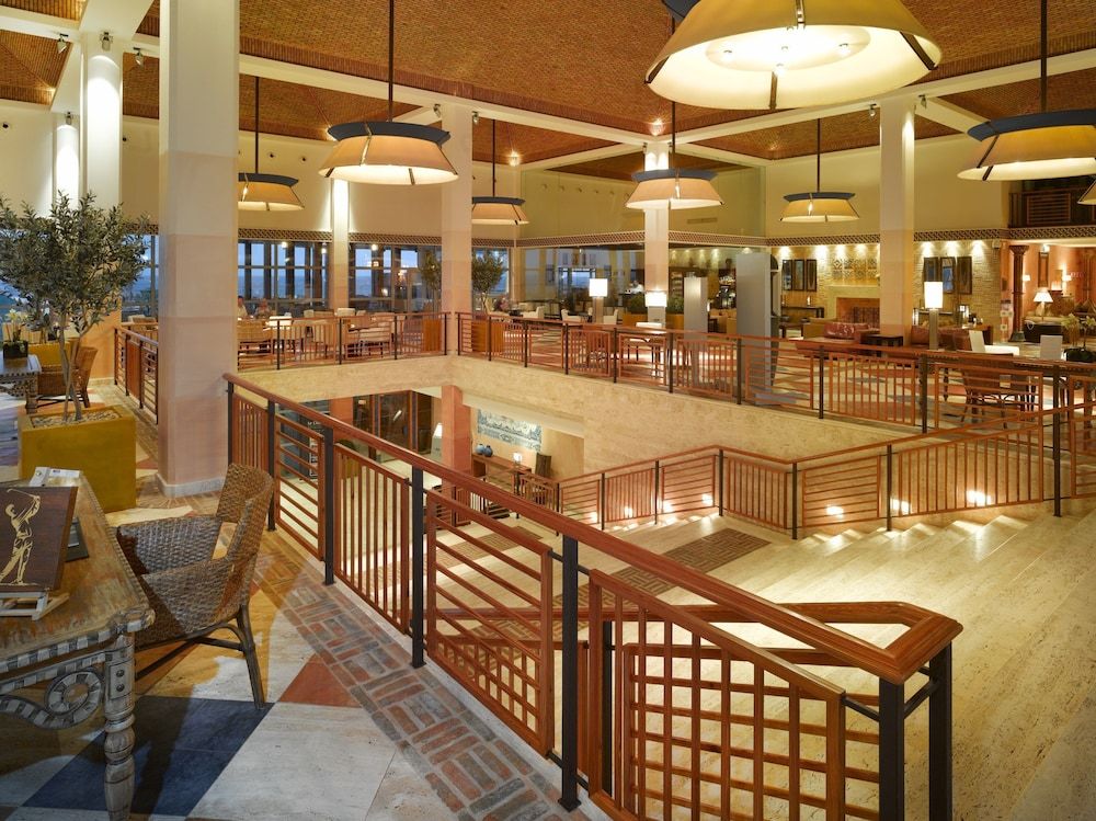 Grande Real Santa Eulalia Resort & Hotel Spa 2