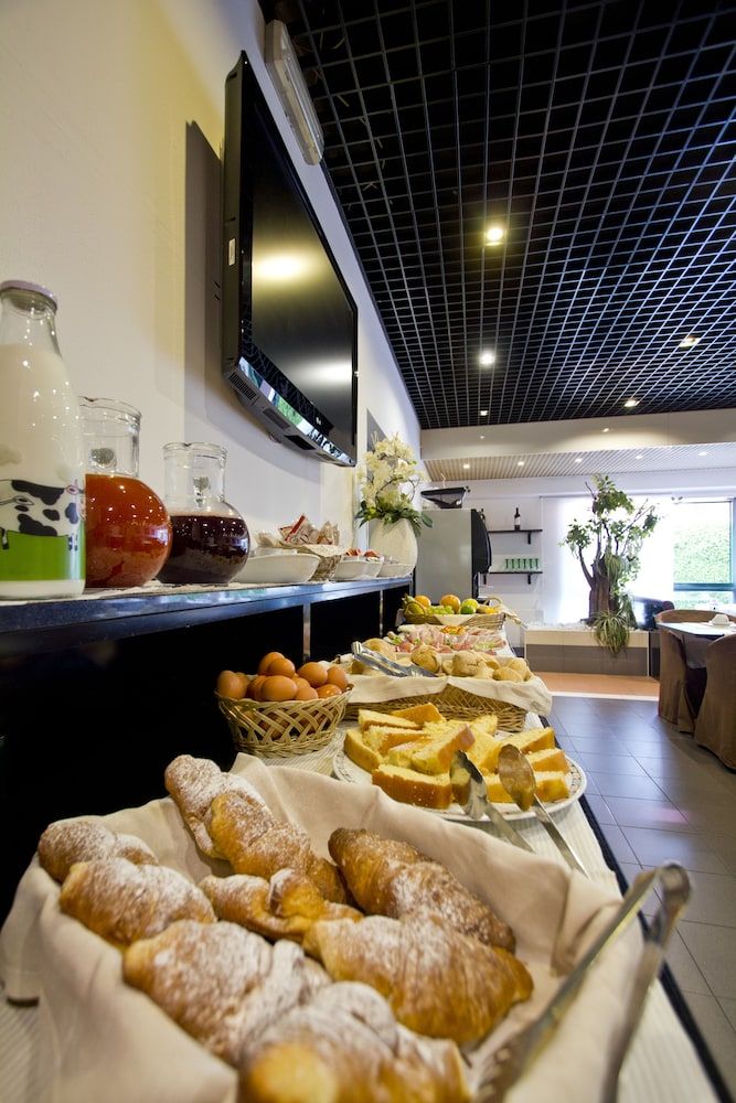 Green Hotel Motel 3 Green Hotel Motel 3