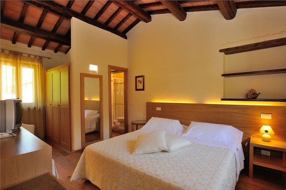 Guesia Village Hotel 3 Guesia Village Hotel 3