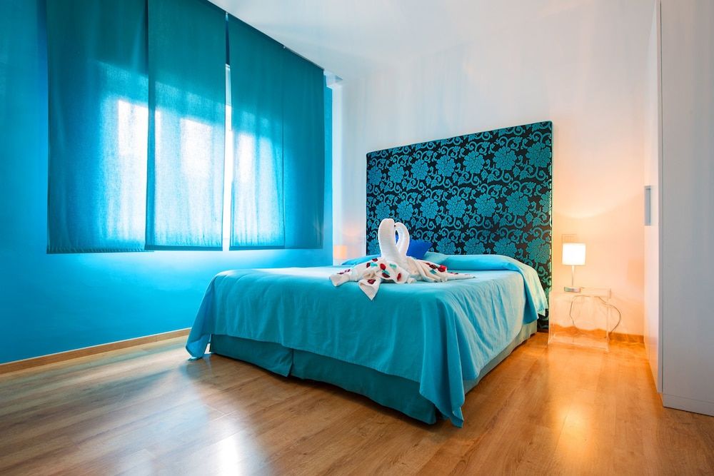 Emily Suites 1 Emily Suites 1