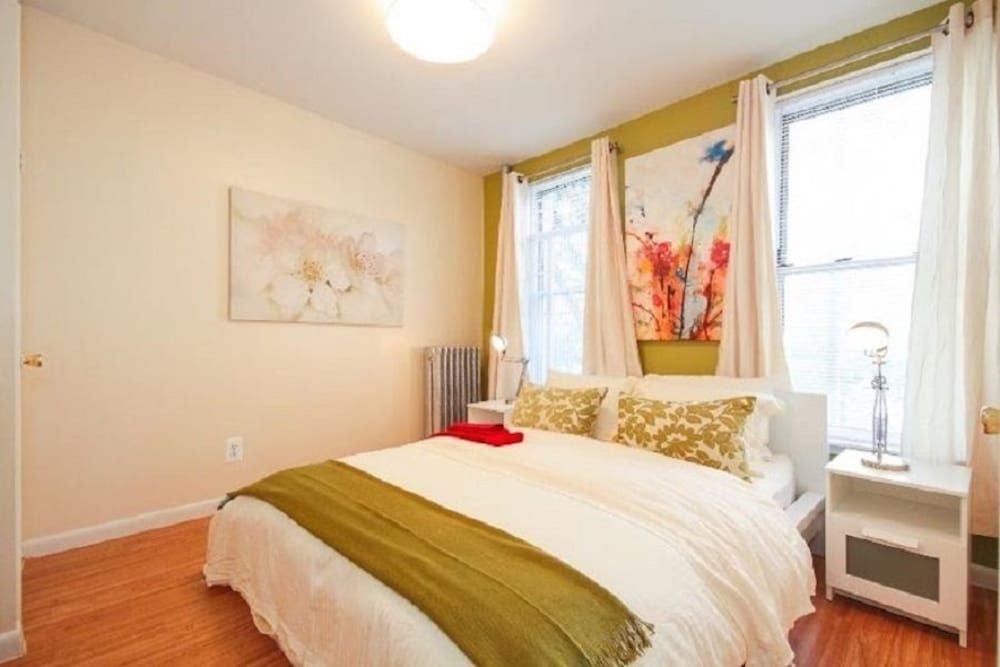 Hamilton Heights Stylish Apartments 2 Hamilton Heights Stylish Apartments 2