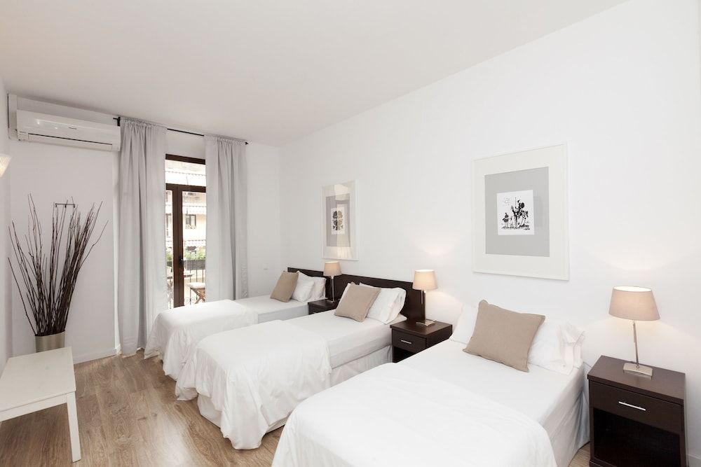 Happy Apartments Barcelona 2 Happy Apartments Barcelona 2