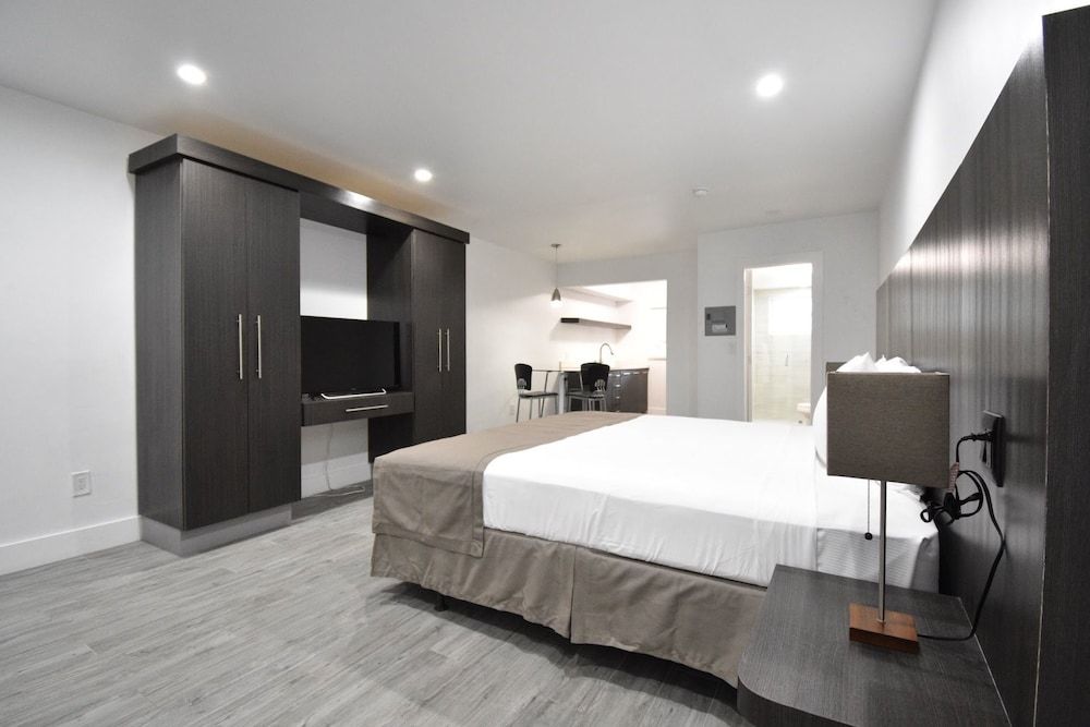 Harding Beach Suites 2 Harding Beach Suites 2