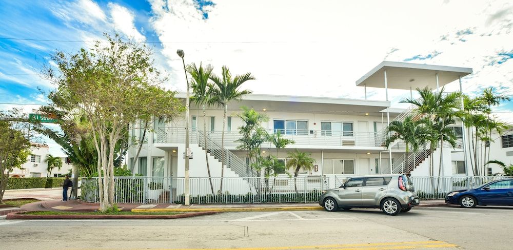 Harding Suites Miami Beach 1