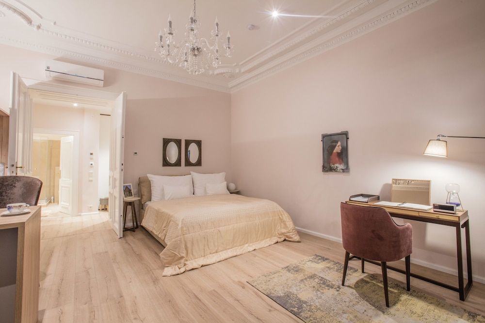 High Street Suites 1 High Street Suites 1