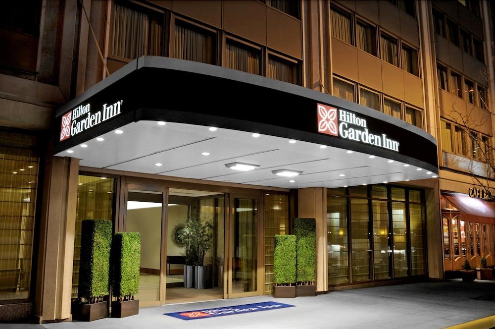 Hilton Garden Inn Times Square 1