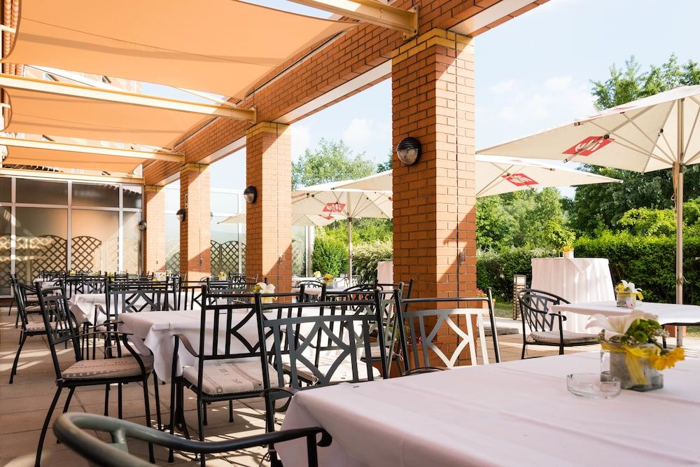 Hilton Garden Inn Vienna South 1