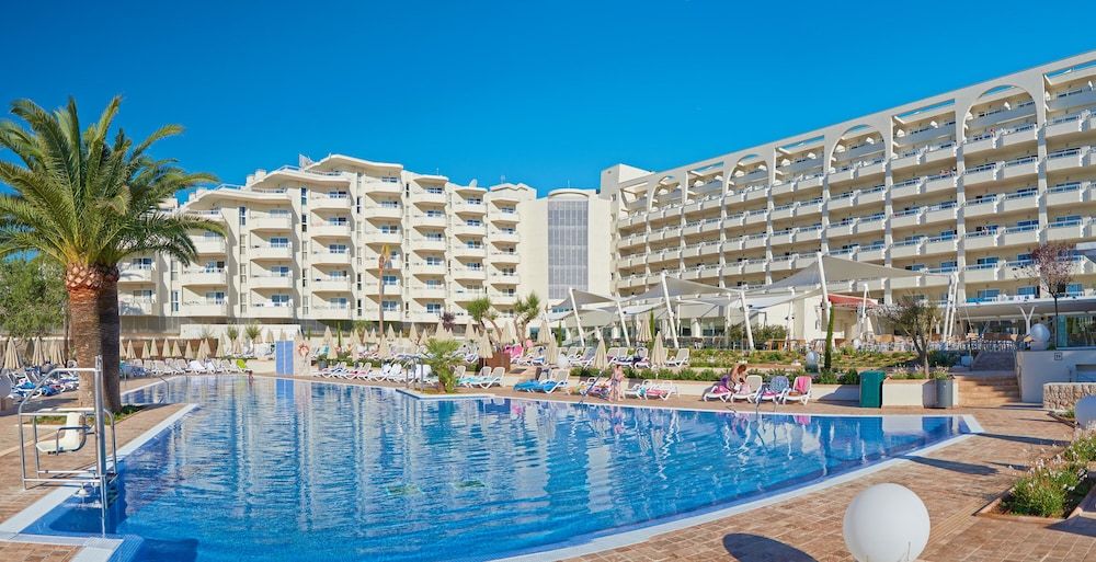 Hipotels Coma Gran 1 Hipotels Coma Gran 1