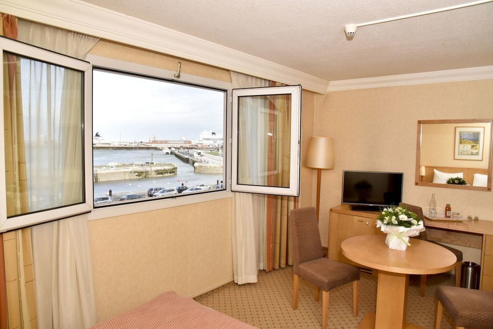 Holiday Inn Calais 4 estrelas em Calais