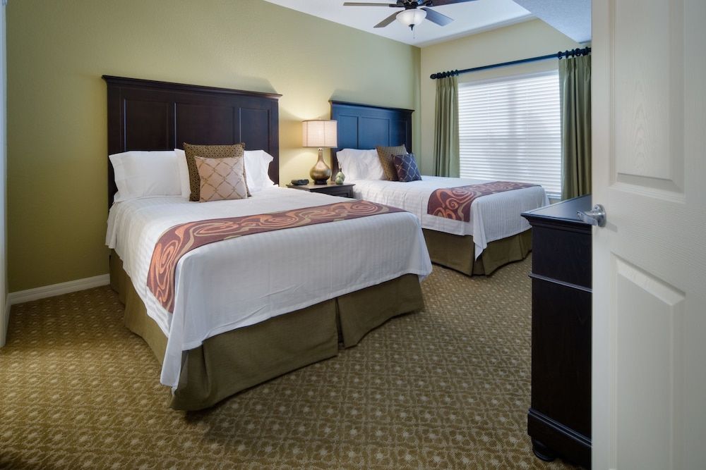 Holiday Inn Club Vacations at Orange Lake Resort 3