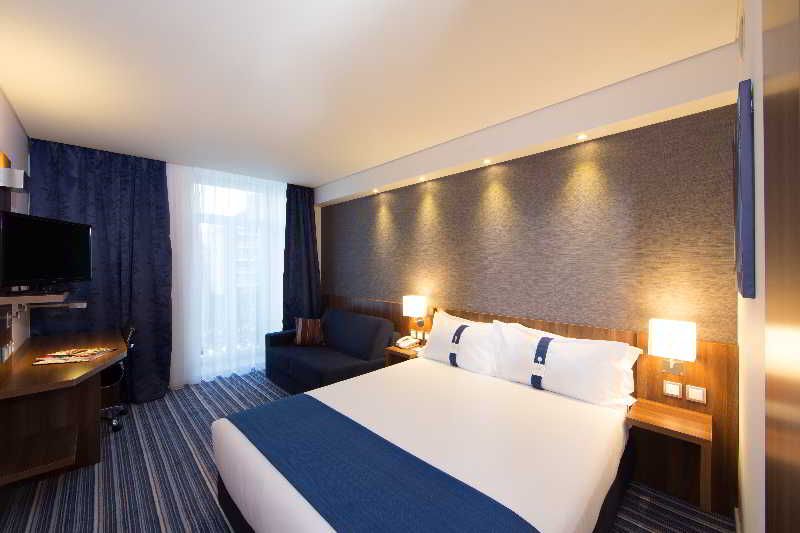 Holiday Inn Express Av. Liberdade 1