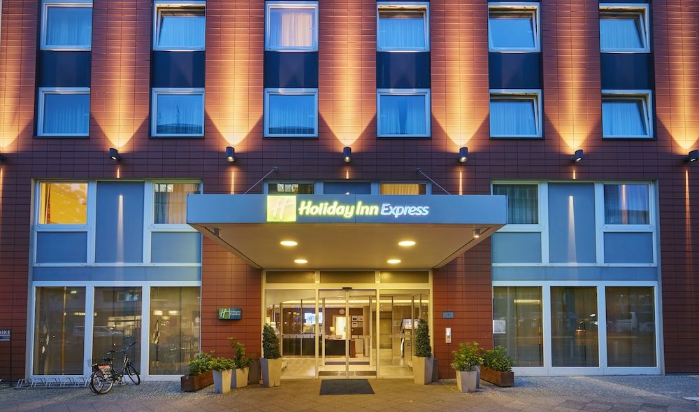 Premier Inn Berlin City Centre hotel 1