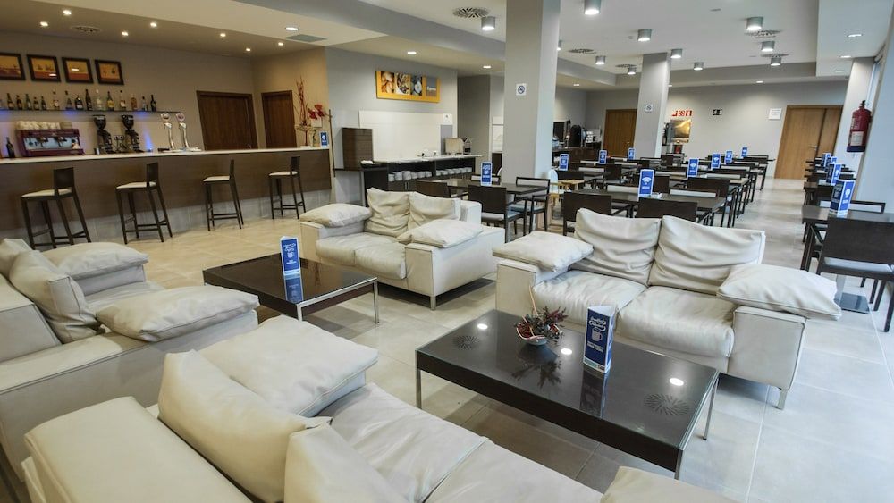 Holiday Inn Express Bilbao 3 Holiday Inn Express Bilbao 3