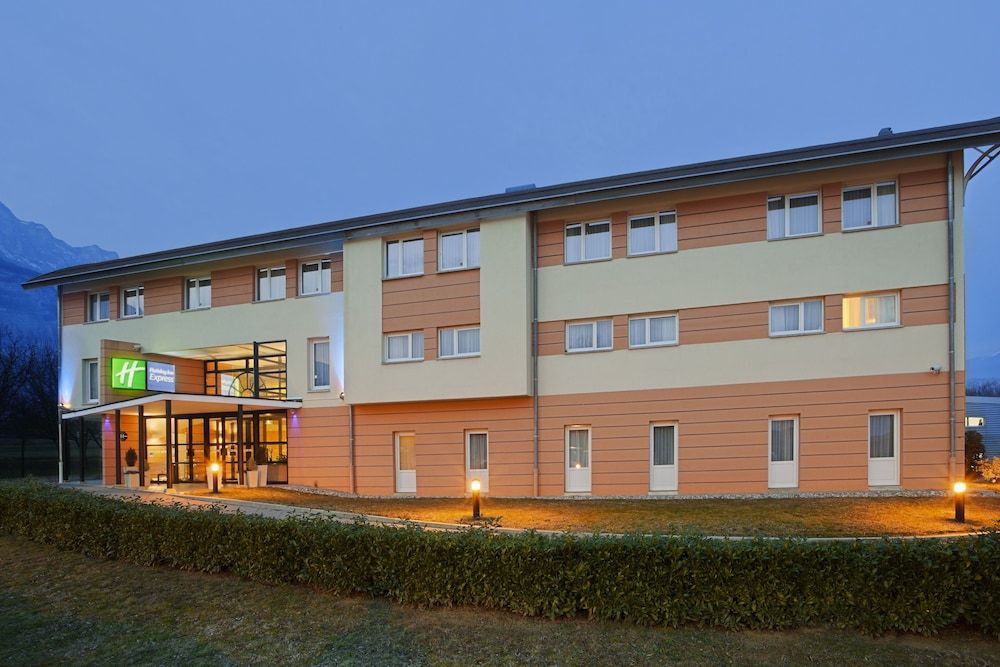 Holiday Inn Express Grenoble - Bernin 3 étoiles à Bernin