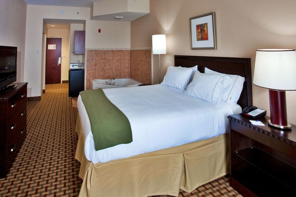 Holiday Inn Express Hotel & Suites Ocoee East 3 Holiday Inn Express Hotel & Suites Ocoee East 3