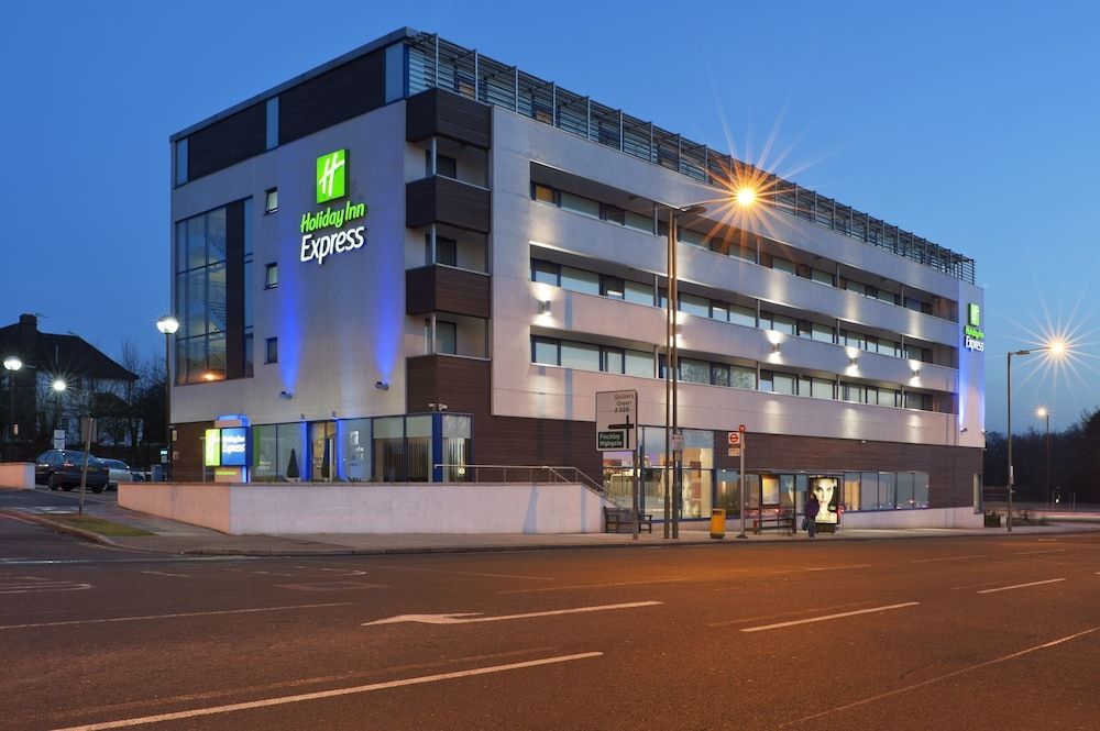 Holiday Inn Express London - Golders Green (A406) 1