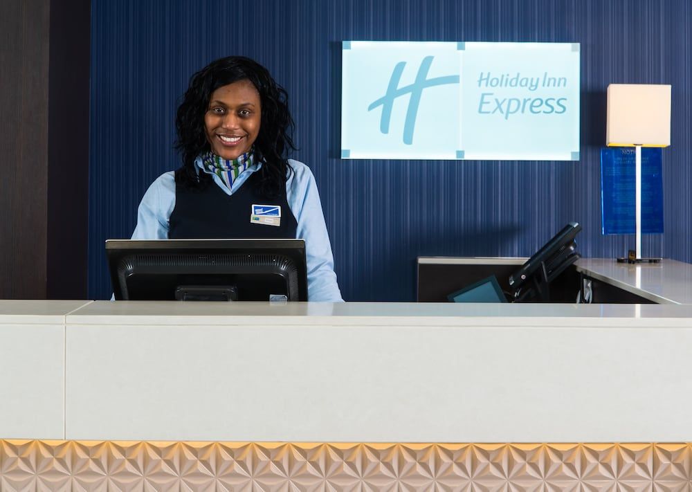 Holiday Inn Express London Wandsworth 2