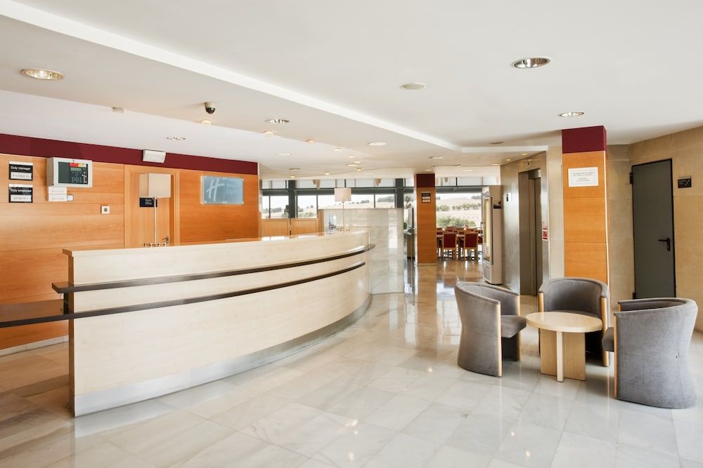 Holiday Inn Express Madrid Rivas 2 Holiday Inn Express Madrid Rivas 2