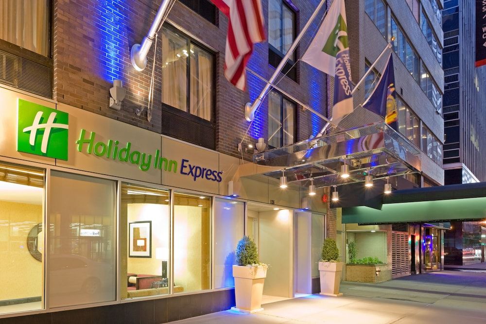 Holiday Inn Express New York City- Wall Street 1 Holiday Inn Express New York City- Wall Street 1