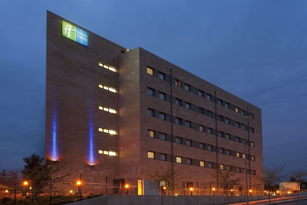 Holiday Inn Express Sant Cugat 1 Holiday Inn Express Sant Cugat 1