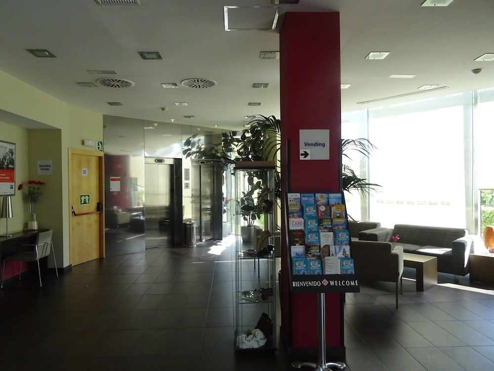 Holiday Inn Express Sant Cugat 2 Holiday Inn Express Sant Cugat 2