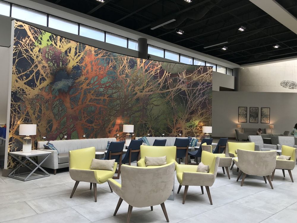 Holiday Inn Orlando International Airport 2