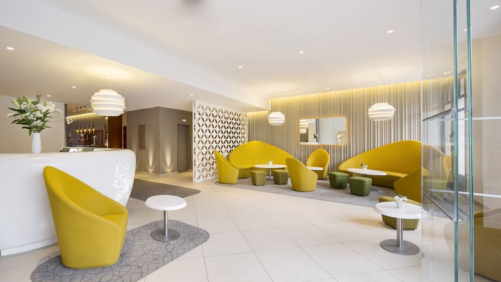 Holiday Inn Paris-Gare De L'Est 3 Holiday Inn Paris-Gare De L'Est 3