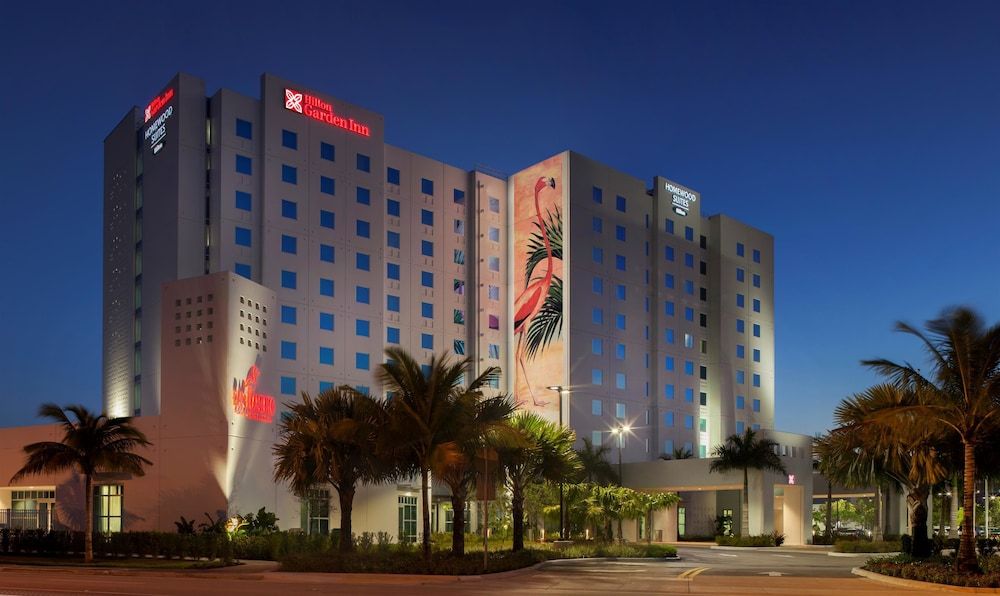 Homewood Suites by Hilton Miami Dolphin Mall 1