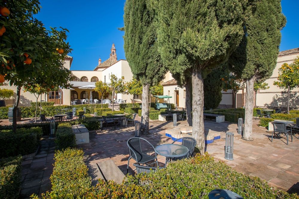 Hospedería Convento de Santa Clara -1 estrelas em Palma del Río