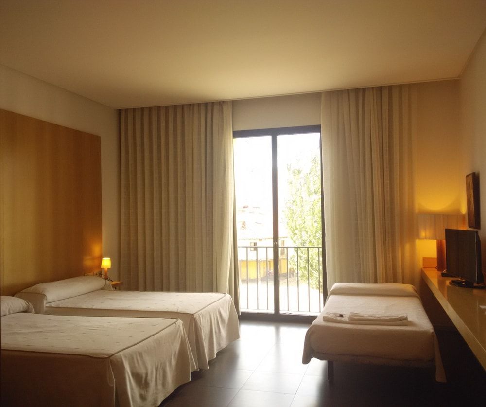 Hospedería Monástica Pax 2 Hospedería Monástica Pax 2