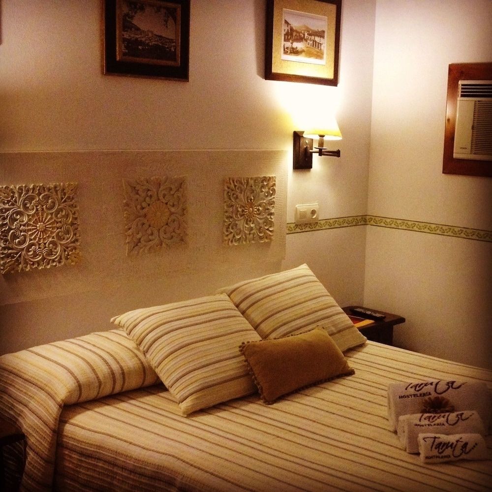 Hostal Alba Taruta 3