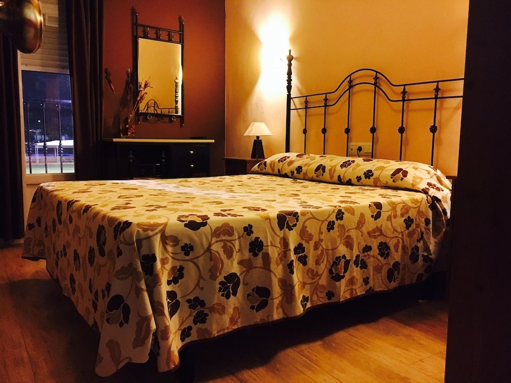 Hostal Alcarayón 1 Hostal Alcarayón 1