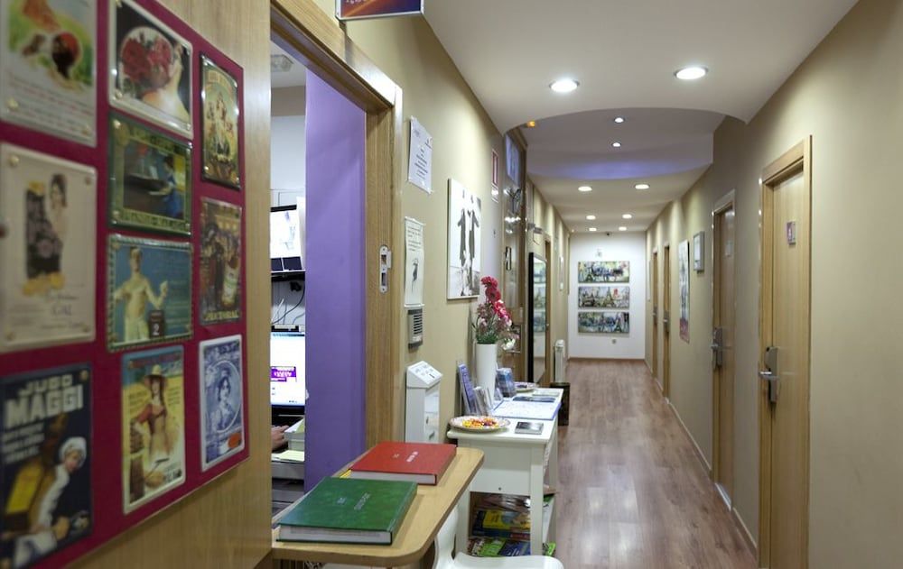 Hostal Art Madrid 3 Hostal Art Madrid 3