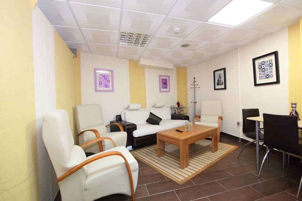 Hostal Campo Real Bed & Breakfast 2 Hostal Campo Real Bed & Breakfast 2